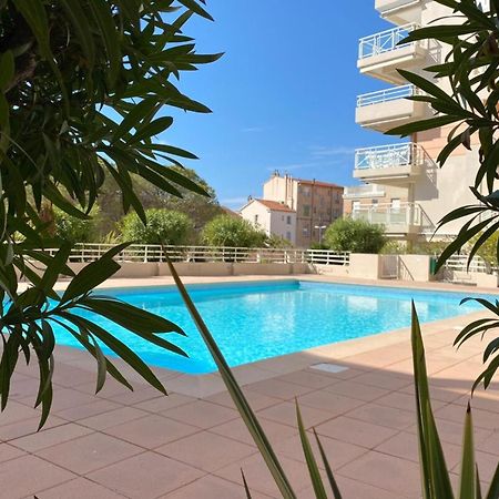 06Ai - Beautiful Renovated Studio - Sea And Pool View Vallauris Ngoại thất bức ảnh