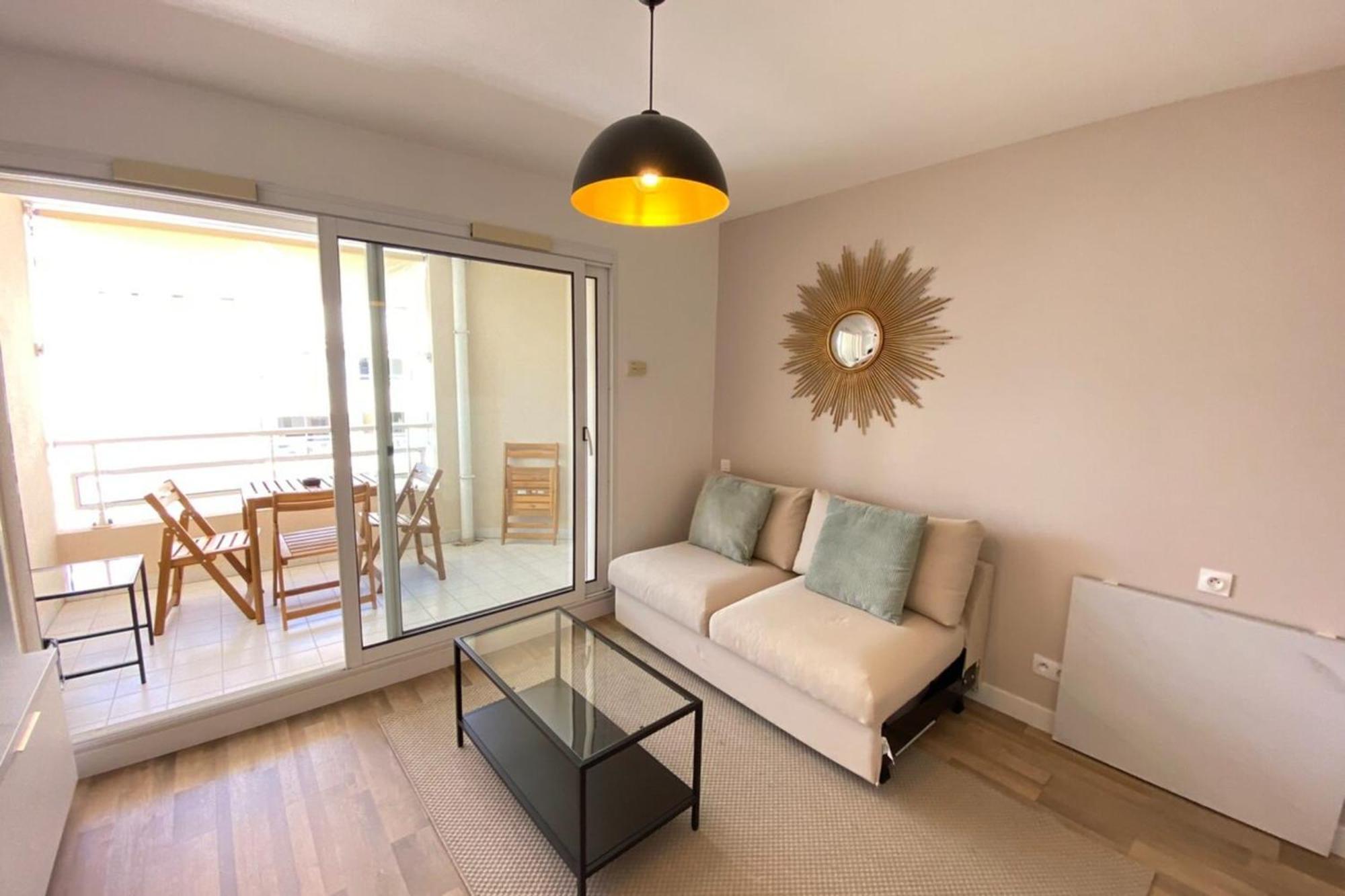 06Ai - Beautiful Renovated Studio - Sea And Pool View Vallauris Ngoại thất bức ảnh